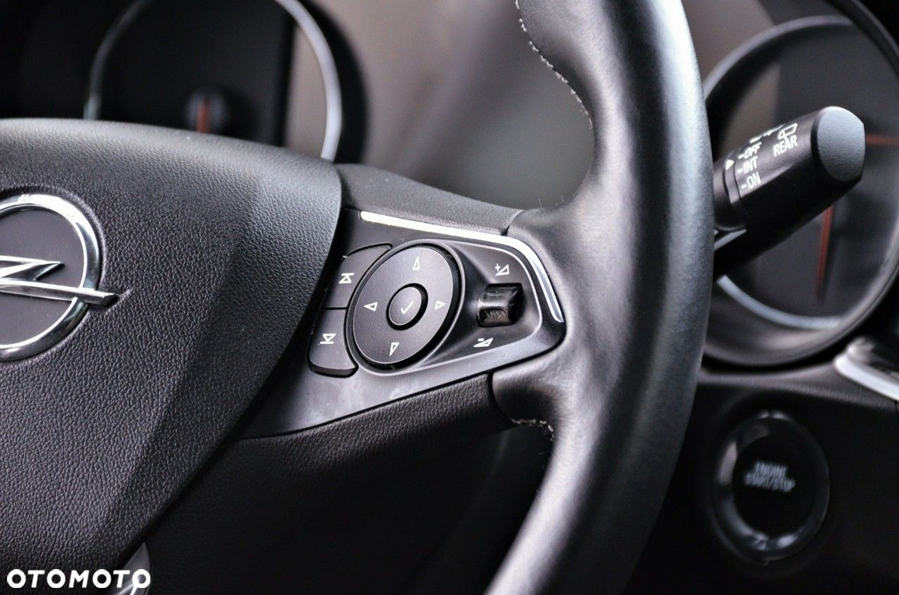Opel Insignia - 27