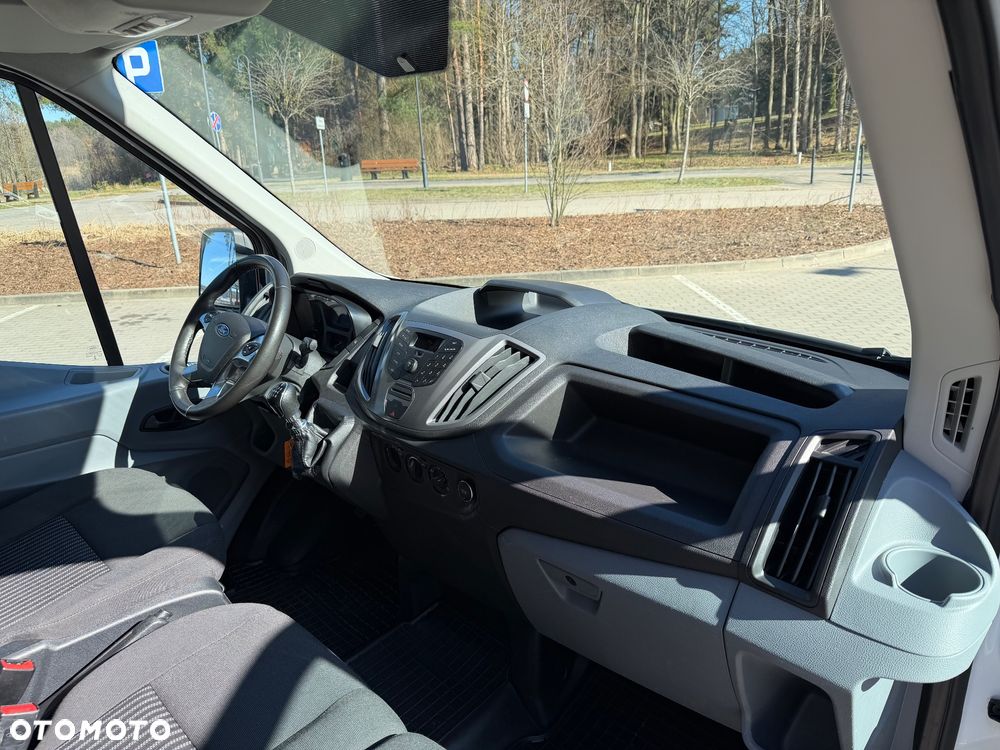 Ford Transit - 15