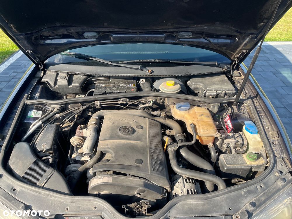 Volkswagen Passat 1.9 TDI - 11