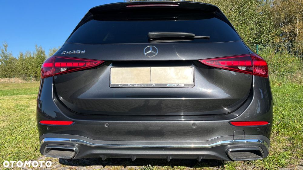 Mercedes-Benz Klasa C 220 d T 9G-TRONIC AMG Line - 12