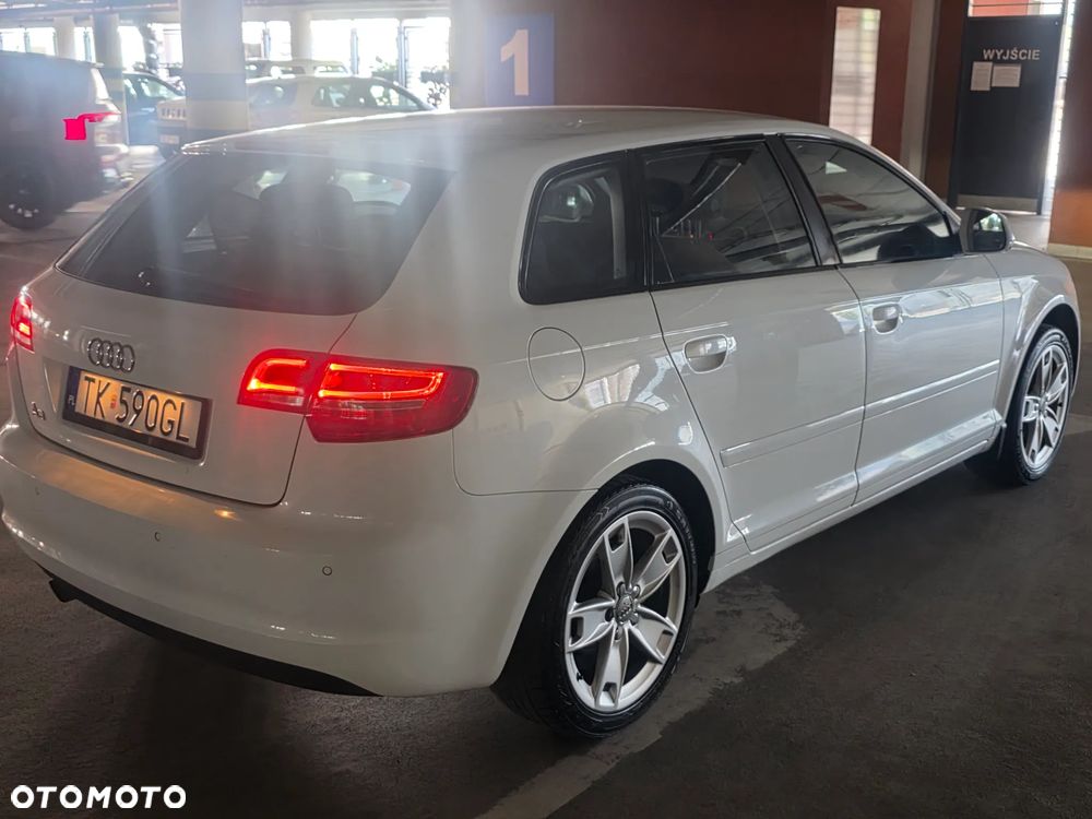 Audi A3 Sportback - 27