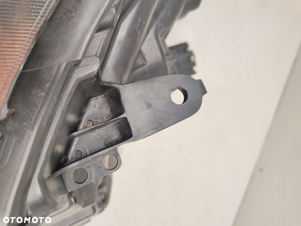 nissan navara np300 14-21 przednia prawa lampa 260104kj2a - 4