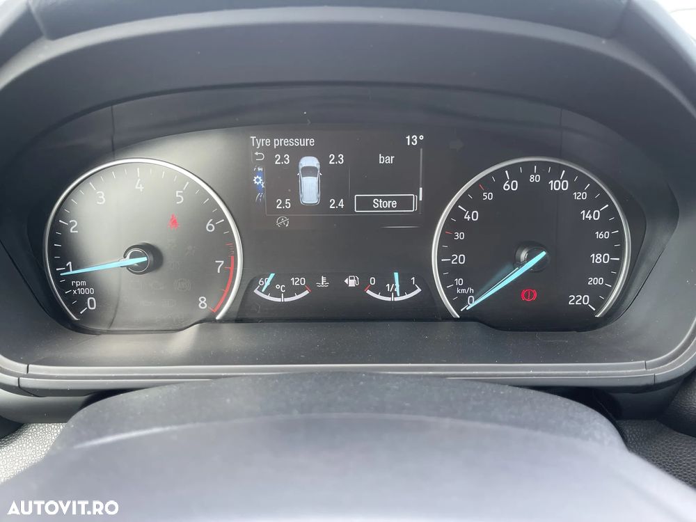 Ford EcoSport - 17