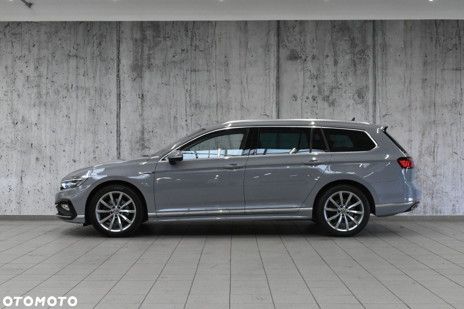 Volkswagen Passat - 3