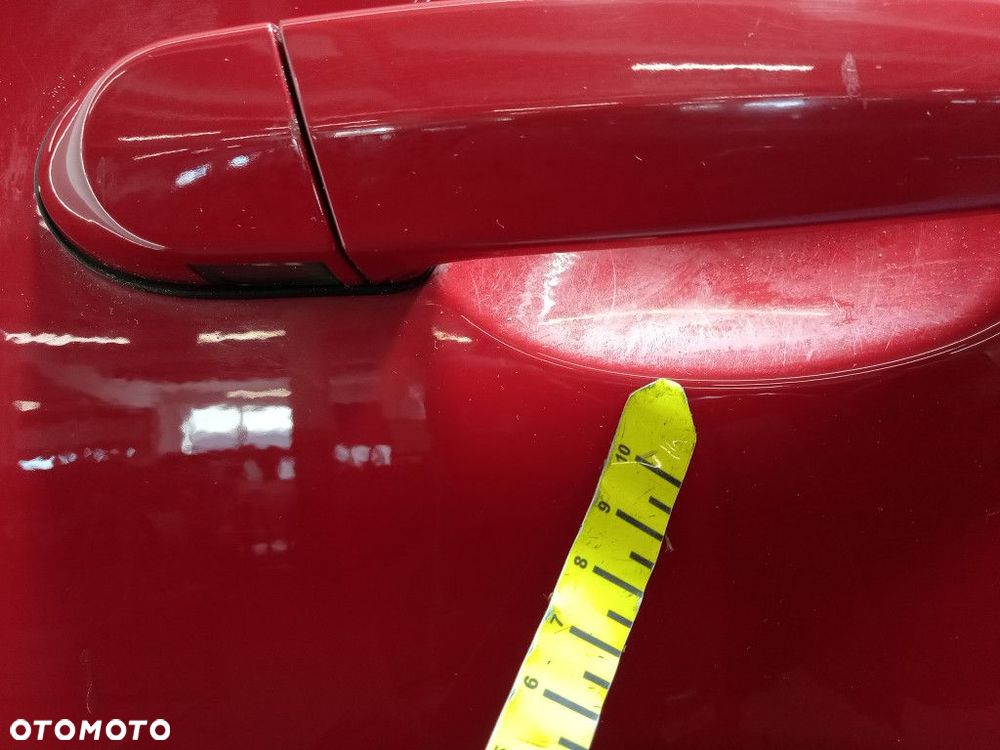 BMW 1 E81 DRZWI PRZÓD PRAWE PRZEDNIE KARMESINROT A61 - 12