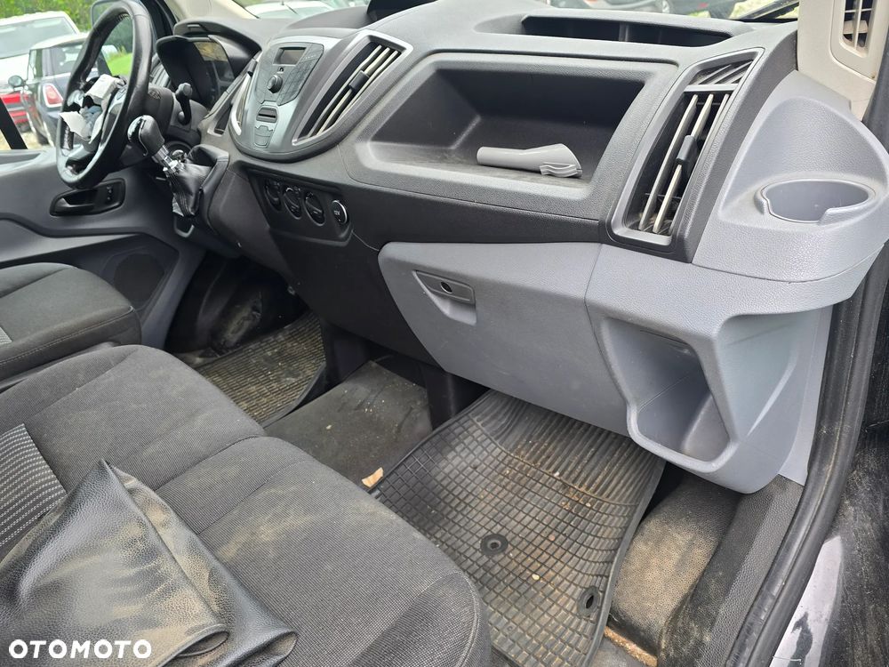 Ford Transit - 10