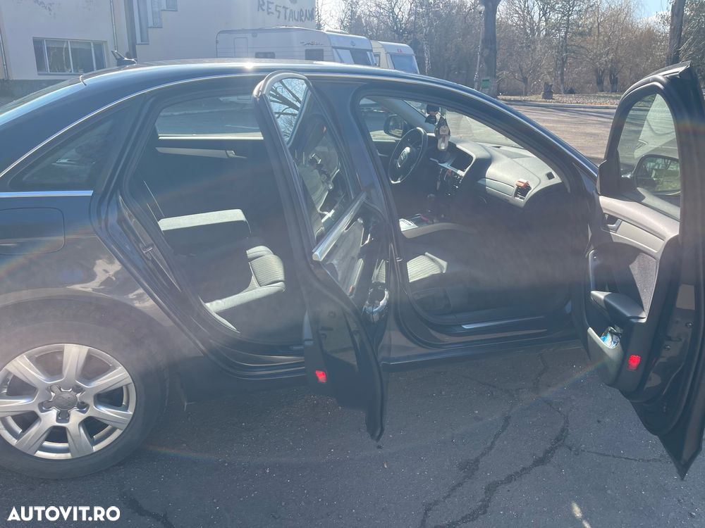 Audi A4 1.8 T Aut - 6