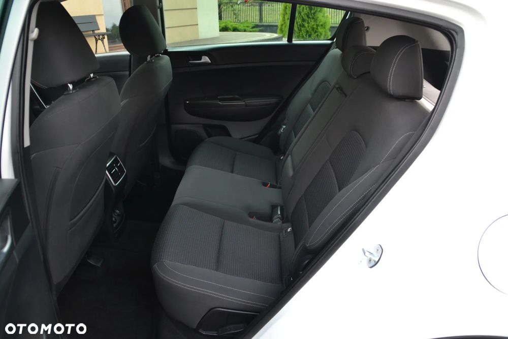 Kia Sportage 1.6 GDI 2WD DREAM-TEAM EDITION - 26