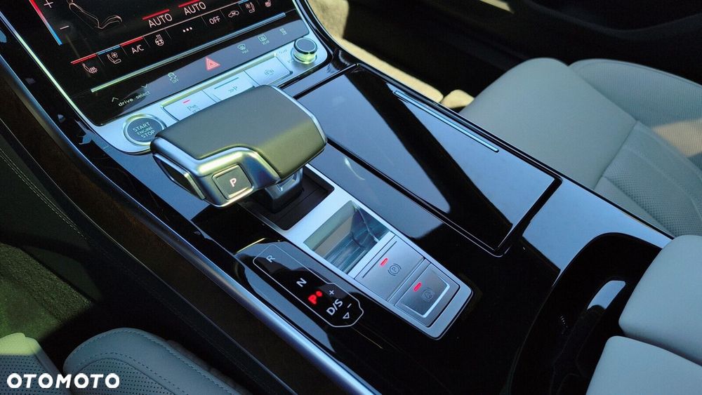 Audi A8 - 31