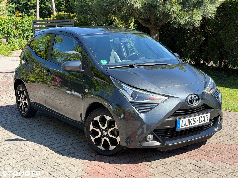 Toyota Aygo x-clusiv - 10