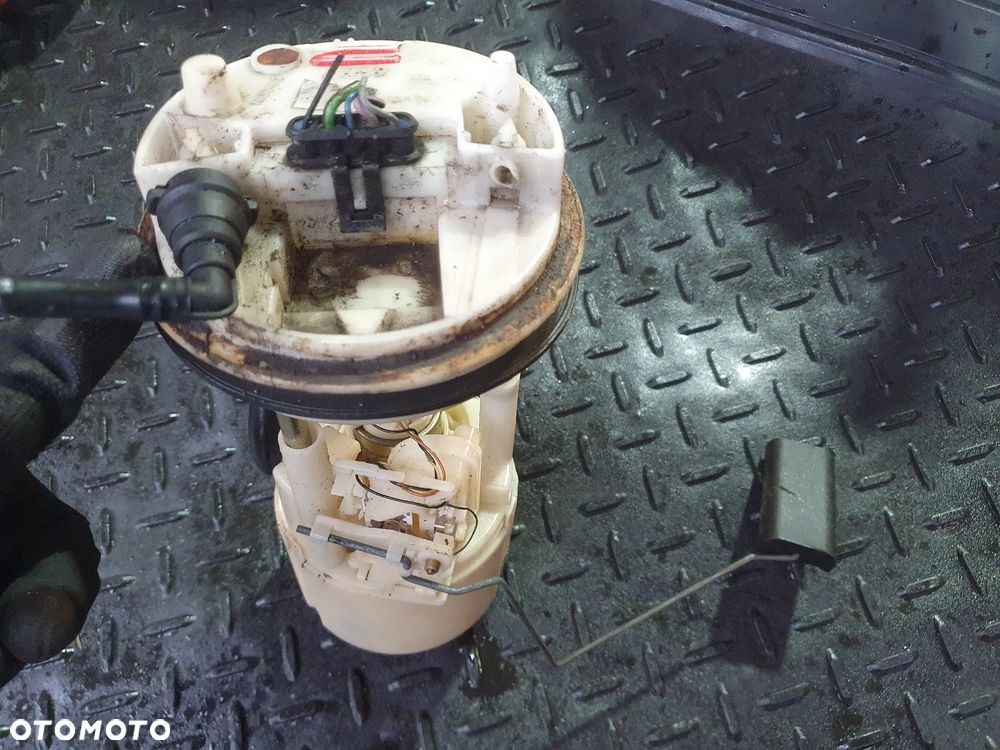FIAT SEICENTO 0.9 1.1 POMPA PALIWA PŁYWAK 46518013 09766009900 POSIADAM 7 SZT - 10