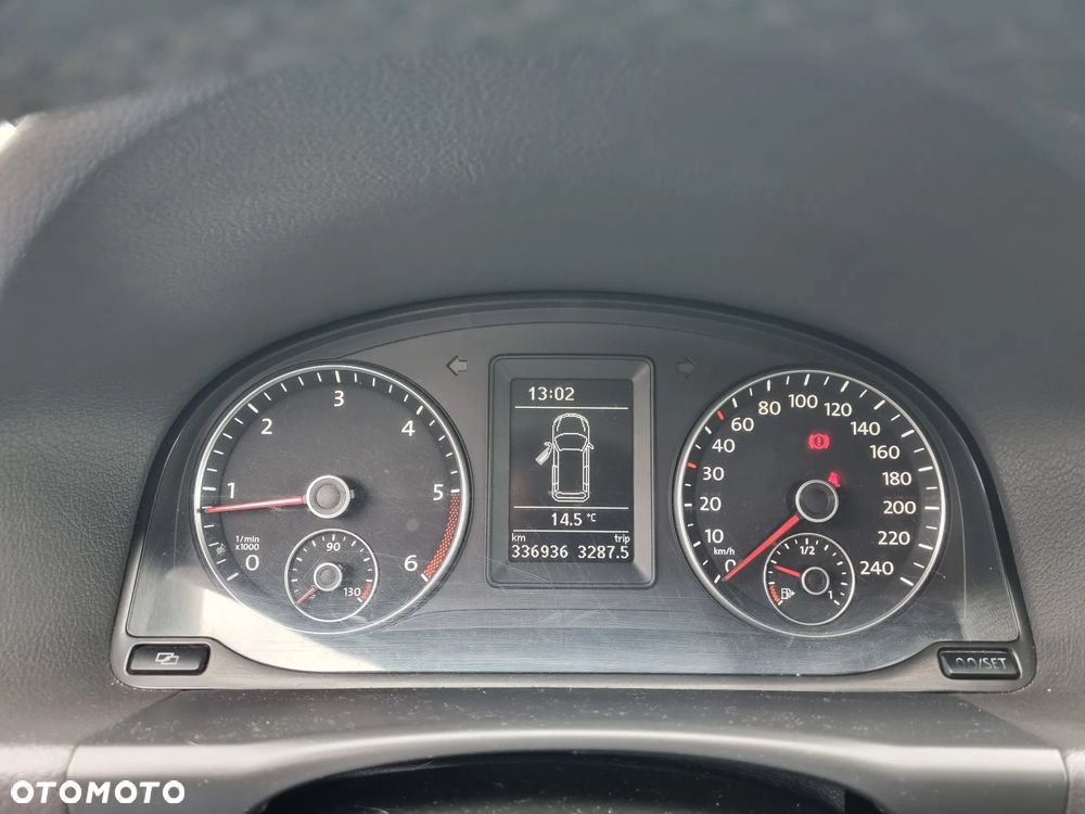 Volkswagen Touran 1.6 TDI DPF BlueMotion Technology STYLE - 15