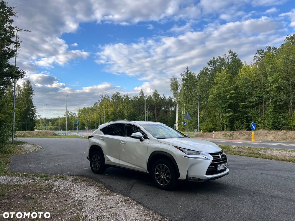 Lexus NX 300h Elegance AWD - 8
