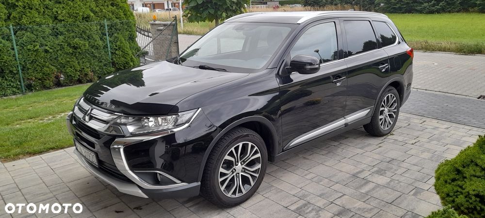 Mitsubishi Outlander - 1