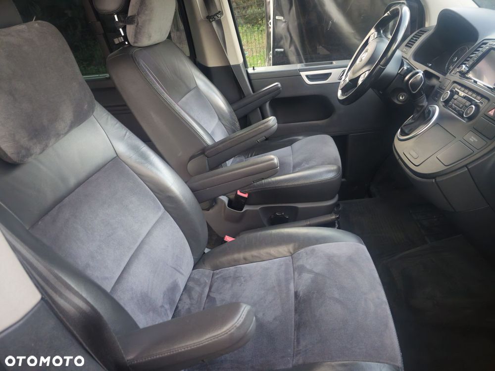Volkswagen Multivan - 14