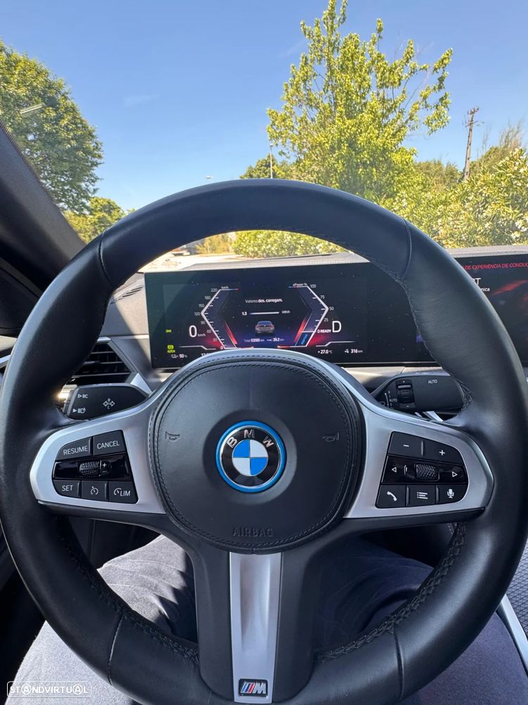 BMW i4 eDrive40 Pack Desportivo M - 8