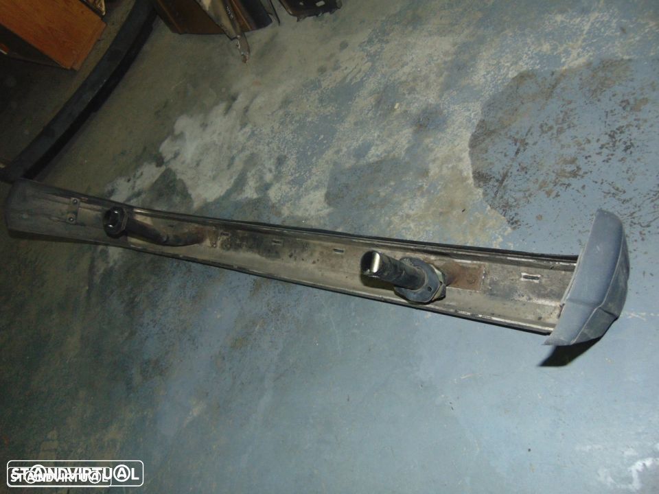 volvo 244 para choques traseiro - 1