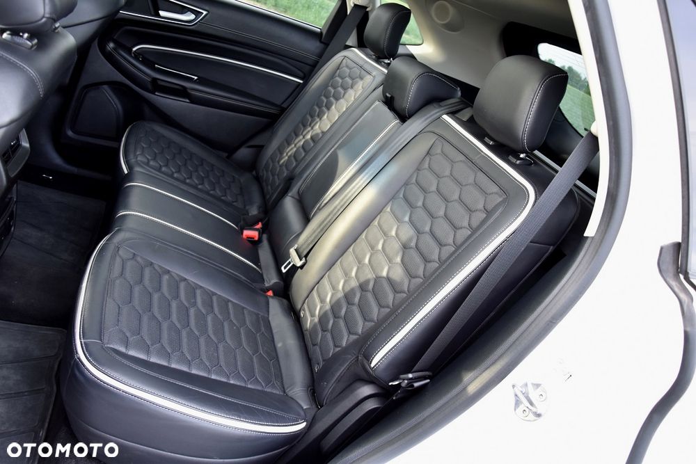 Ford Edge 2.0 TDCi Bi-Turbo 4x4 Vignale - 23