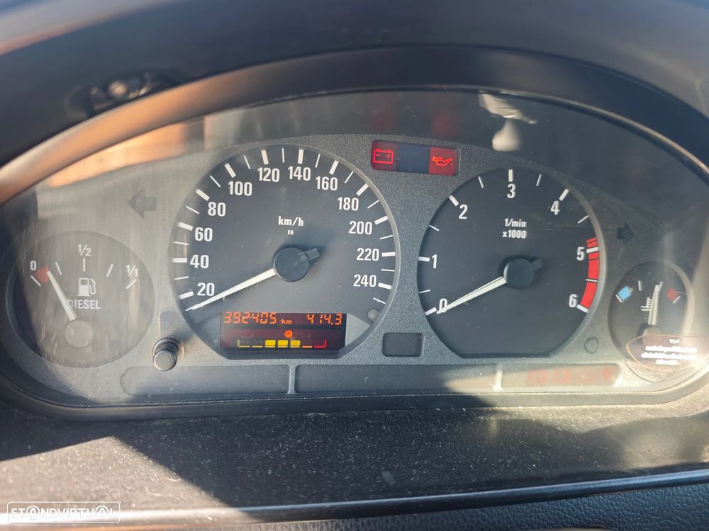 BMW 318 tds Compact - 12