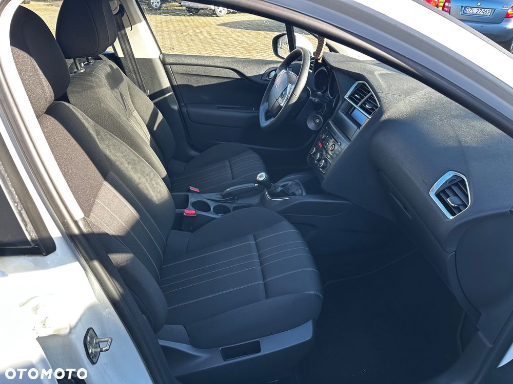 Citroën C4 VTi 95 Attraction - 11