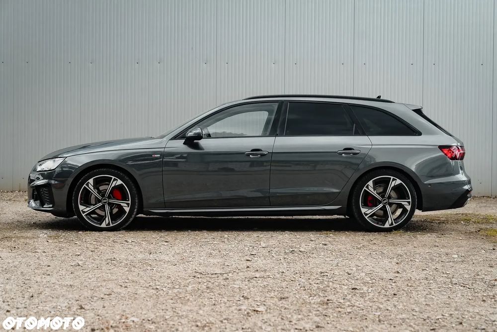 Audi A4 Avant 40 TDI quattro S tronic - 13