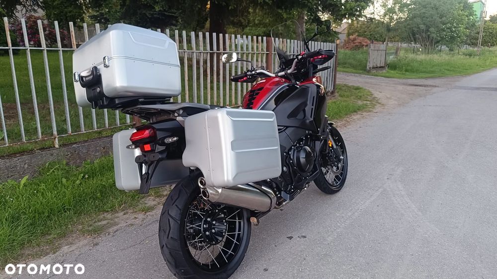 Honda VFR - 8