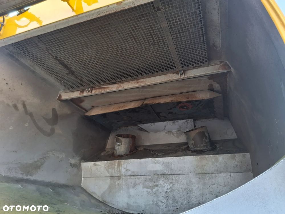 Volvo FMX 420 Zamiatarka BROCK VS 7 TECH Euro 6 PM2.5/10 Karcher 100 BAR Listwy Ciśnieniowe Mycie Asfaltu W Szerokim Zakresie Szczotki L/R 2145 MTH Kamery 360 2021R Dodatkowy Zbiornik Wody Webasto - 31