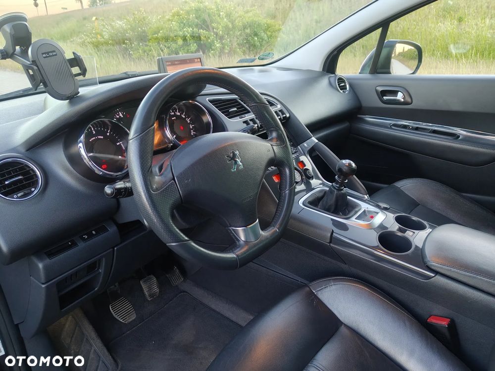 Peugeot 3008 HDi FAP 150 Roland Garros - 18