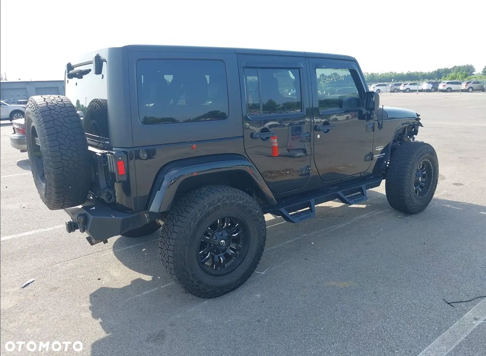 Jeep Wrangler - 5