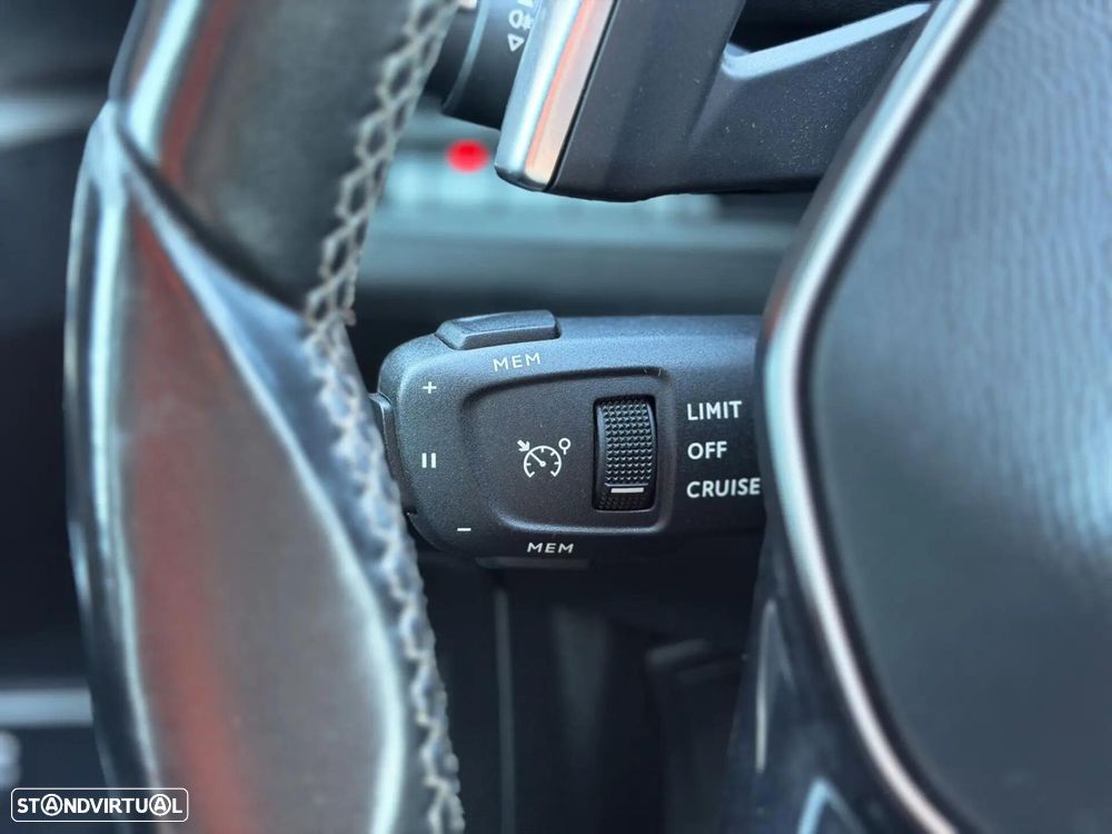 Peugeot 5008 1.5 BlueHDi Active Pack EAT8 - 21