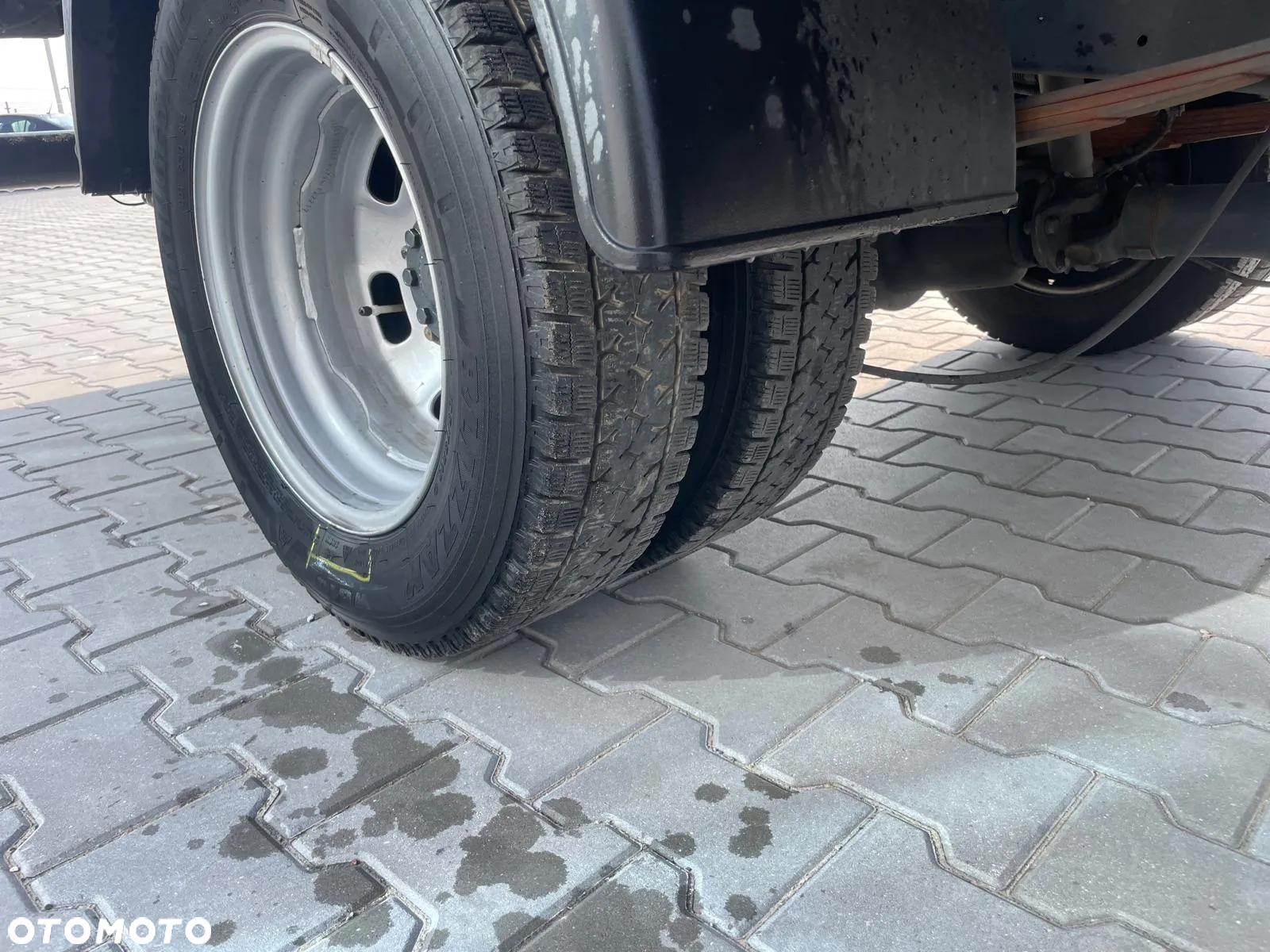 Iveco Kontener 8EP Winda 750kg Bliźniaki - 3