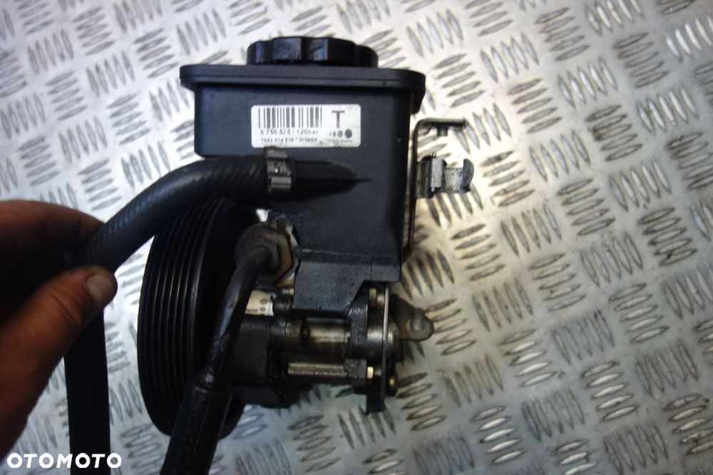 POMPA WSPOMAGANIA BMW E46 2.0 D - 2