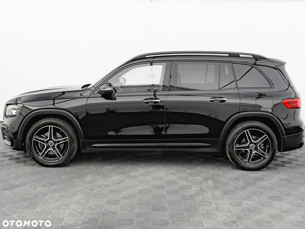 Mercedes-Benz GLB 200 d 4-Matic AMG Line 8G-DCT - 10