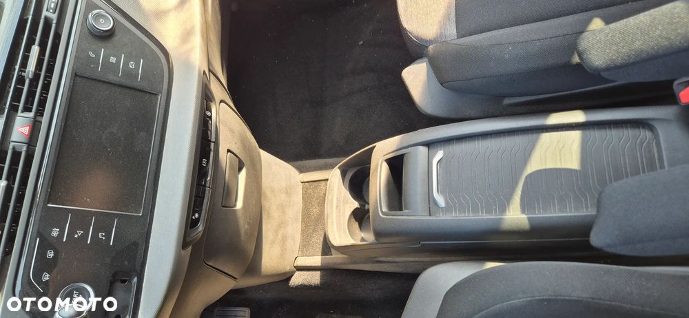Citroën C4 SpaceTourer 1.2 PureTech Feel S&S EAT8 - 24