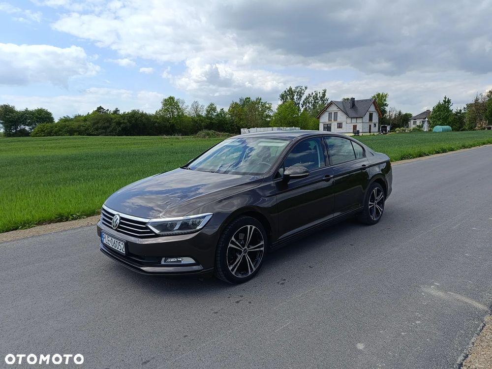 Volkswagen Passat 2.0 TDI BMT Trendline - 2