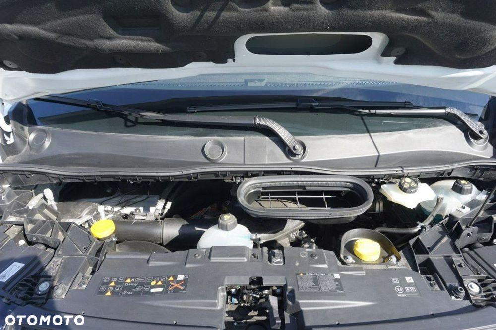 Renault Master - 11