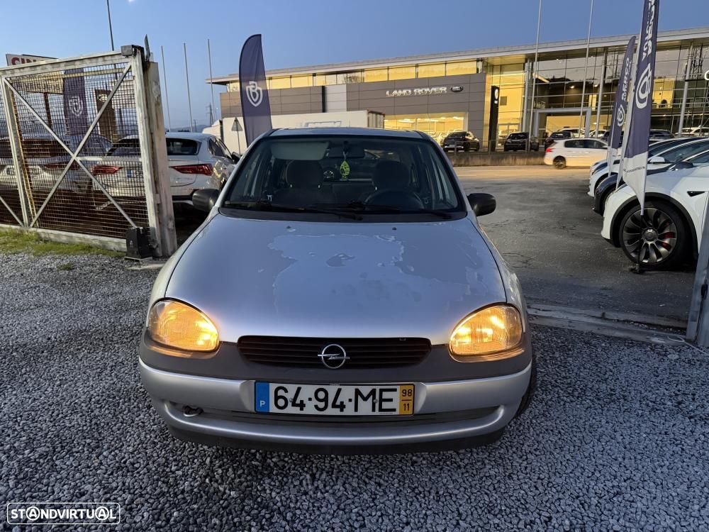 Opel Corsa 1.2 16V Swing - 4