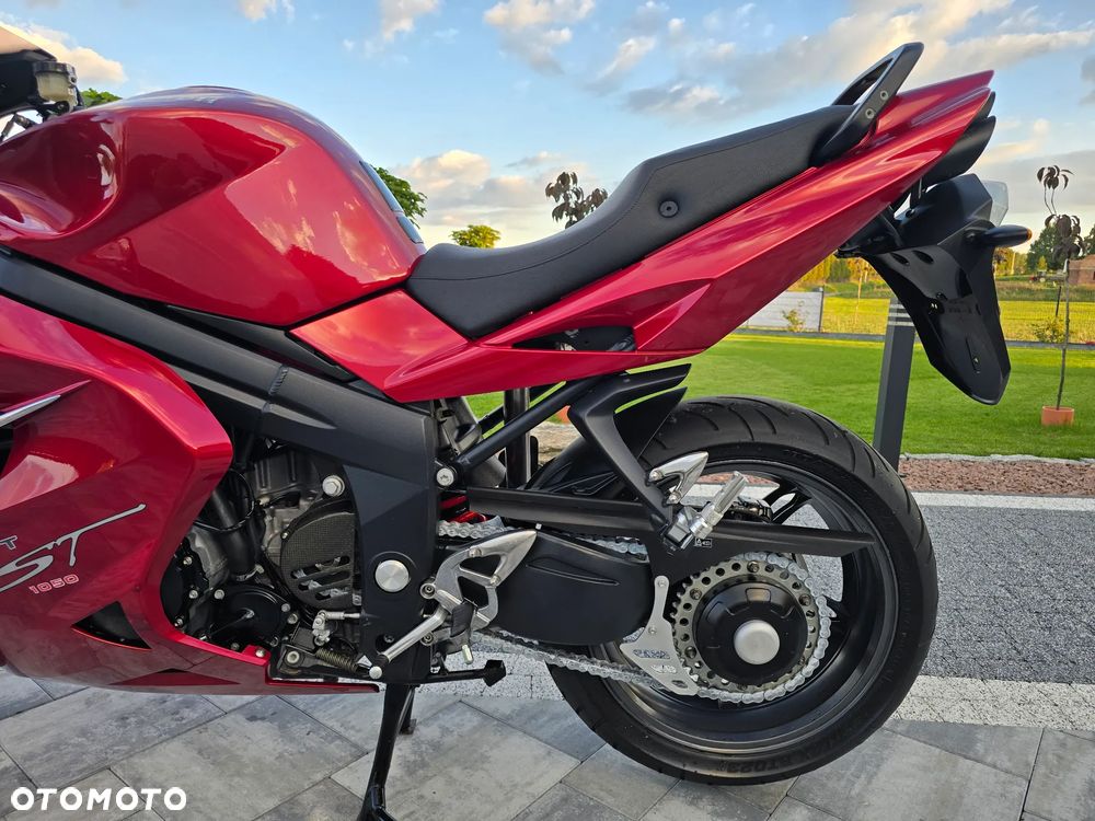Triumph Sprint - 18