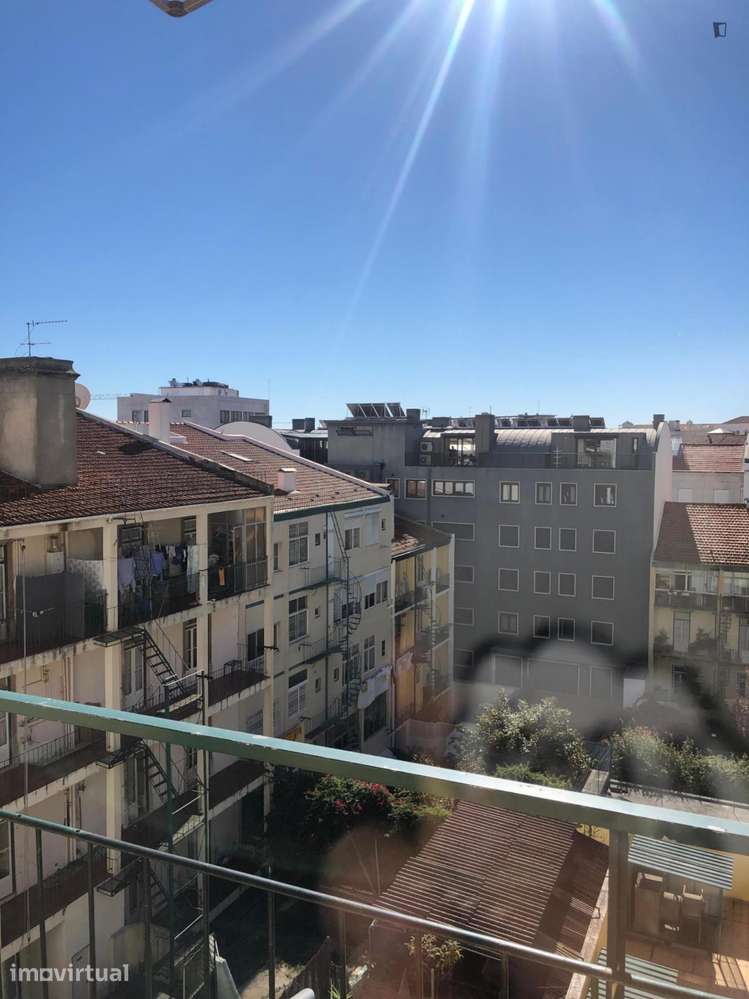 Quarto - localizado em São Sebastião Lisbon - Grande imagem: 3/12