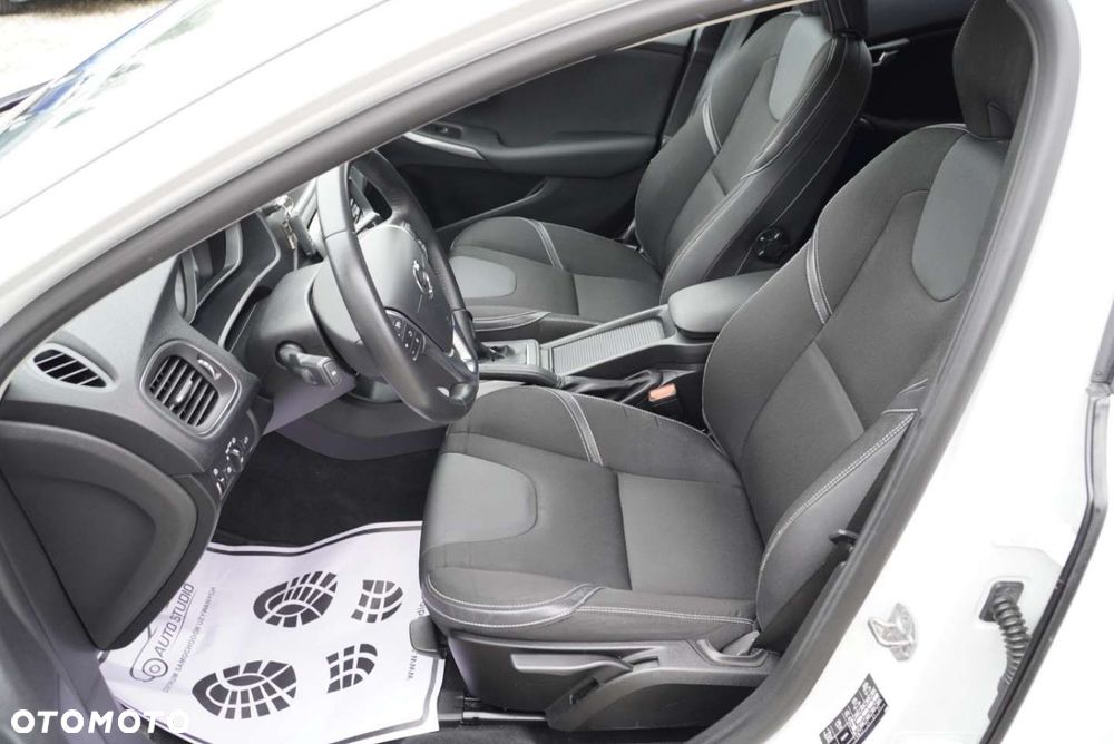 Volvo V40 T2 Geartronic Momentum - 12