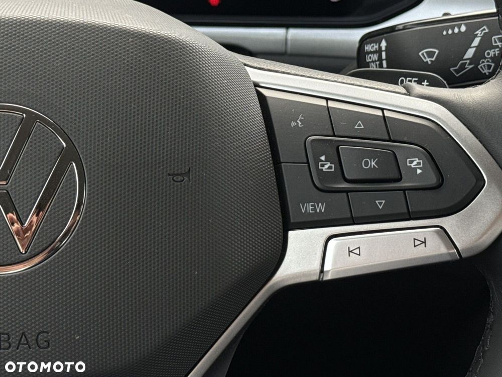 Volkswagen T-Roc 1.5 TSI Life Plus DSG - 17