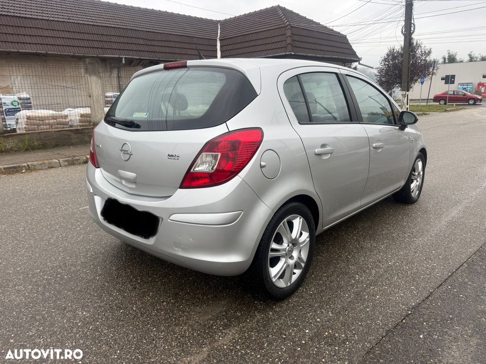 Opel Corsa 1.4 16V Active - 4