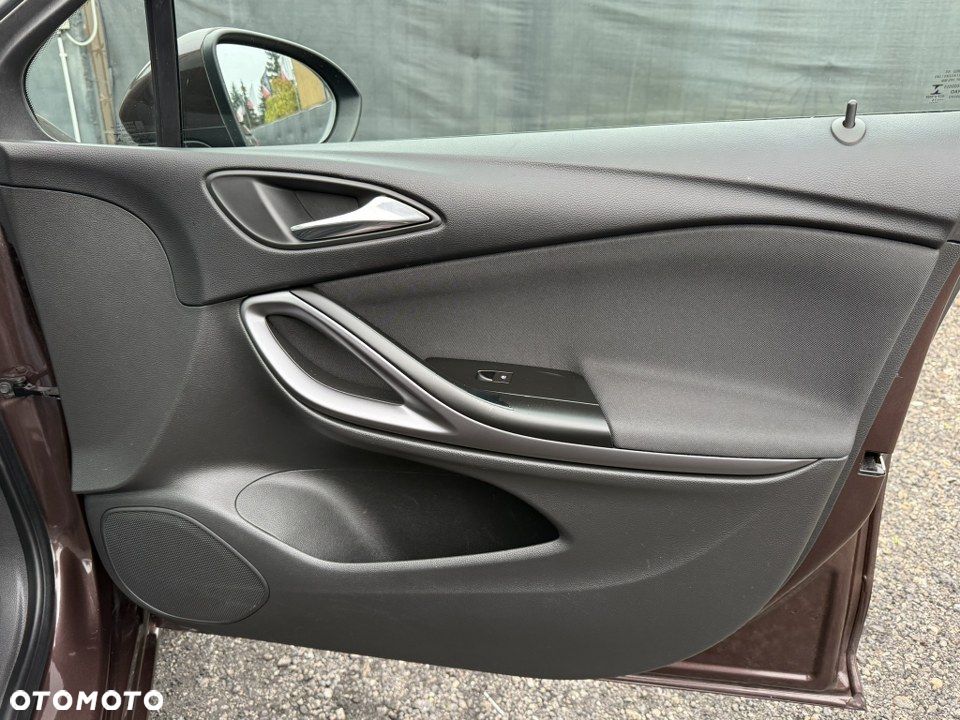 Opel Astra 1.4 Turbo Innovation - 33
