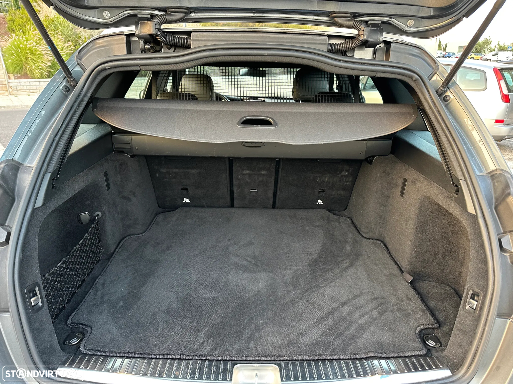 Mercedes-Benz C 200 - 16