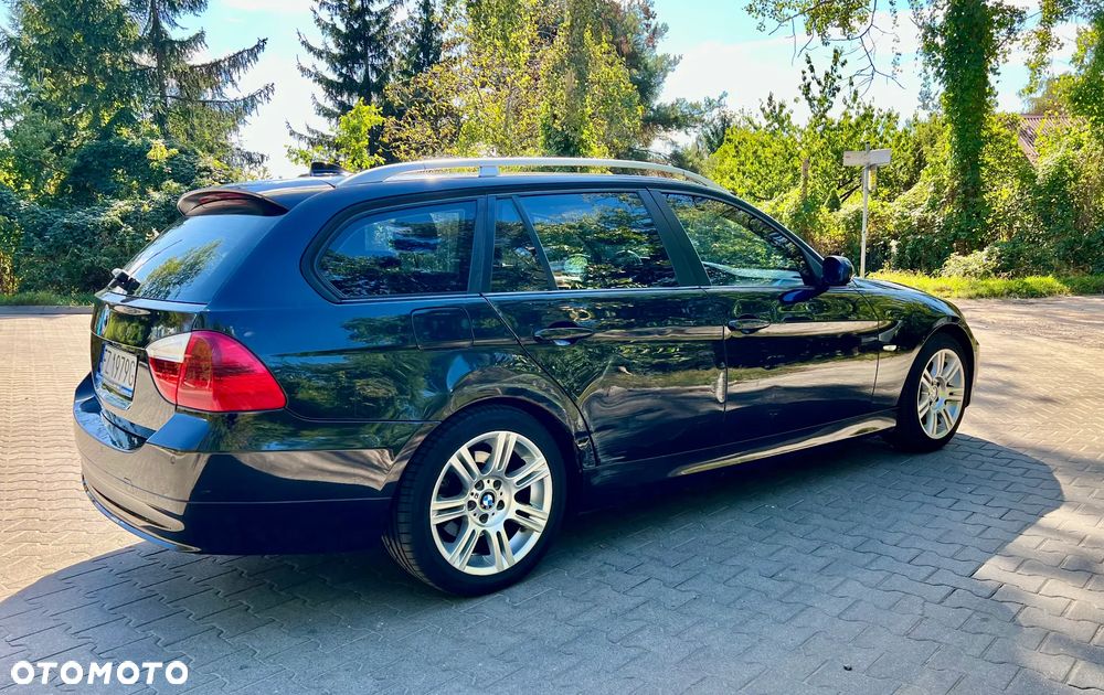 BMW Seria 3 320d - 4