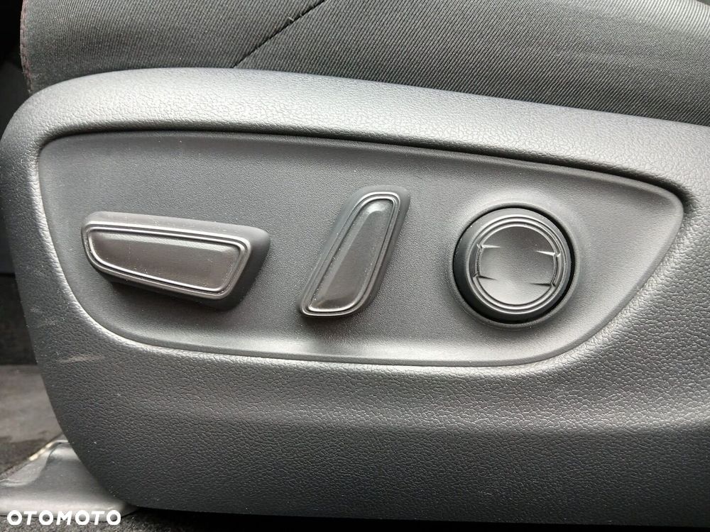 Toyota RAV4 2.5 Plug-In Hybrid Dynamic 4x4 - 37