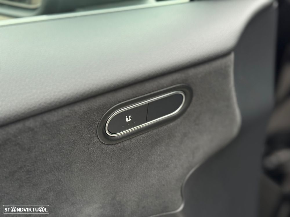 Mercedes-Benz A 180 7G-DCT Advanced AMG Line - 24