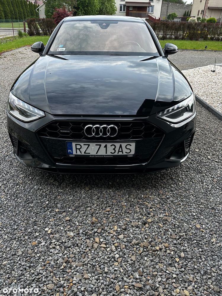 Audi A4 Limousine 45 TFSI mHEV Quattro Black Edition S tronic - 1