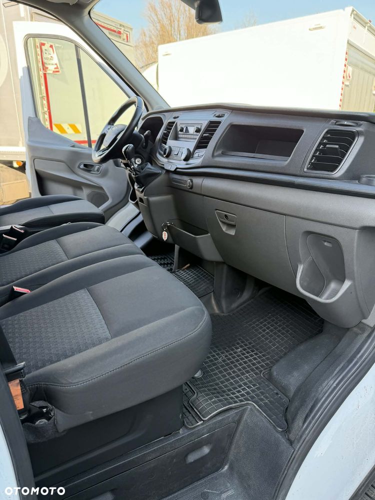 Ford Transit - 10