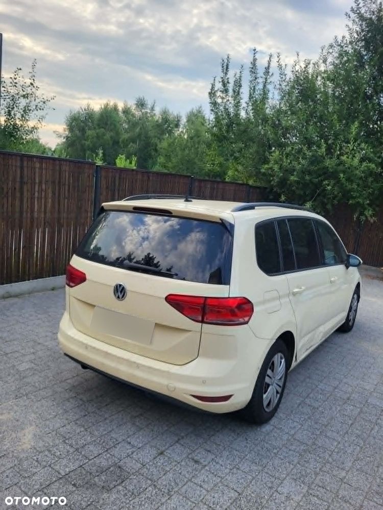 Volkswagen Touran - 2